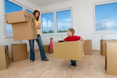 Efficient packing and moving process by professionals